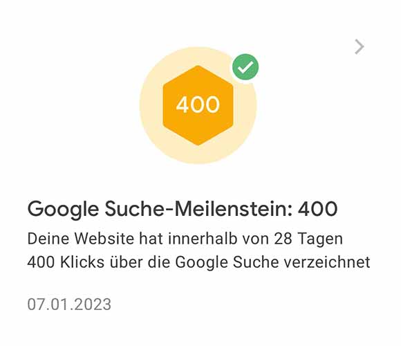 Google suche-meilenstein: 400 klicks über die google suche innerhalb von 28 tagen.